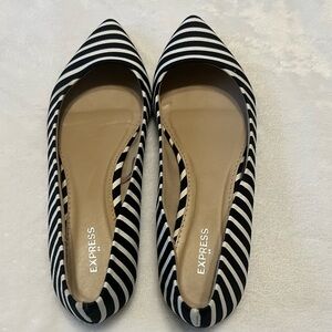 Express Monochrome Striped Women's Flats